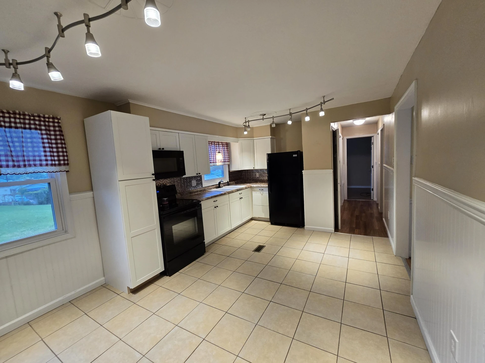 1923 S Arden Ave - Photo 9