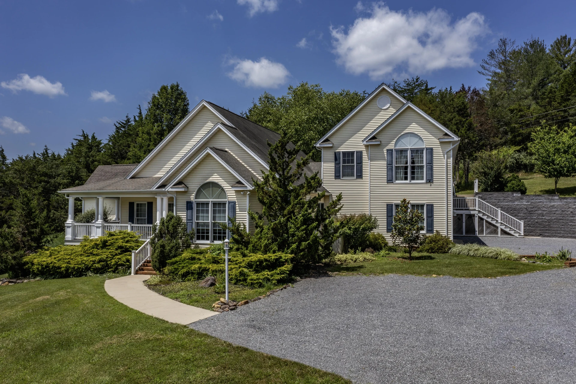 1152 Collierstown Rd - Photo 2