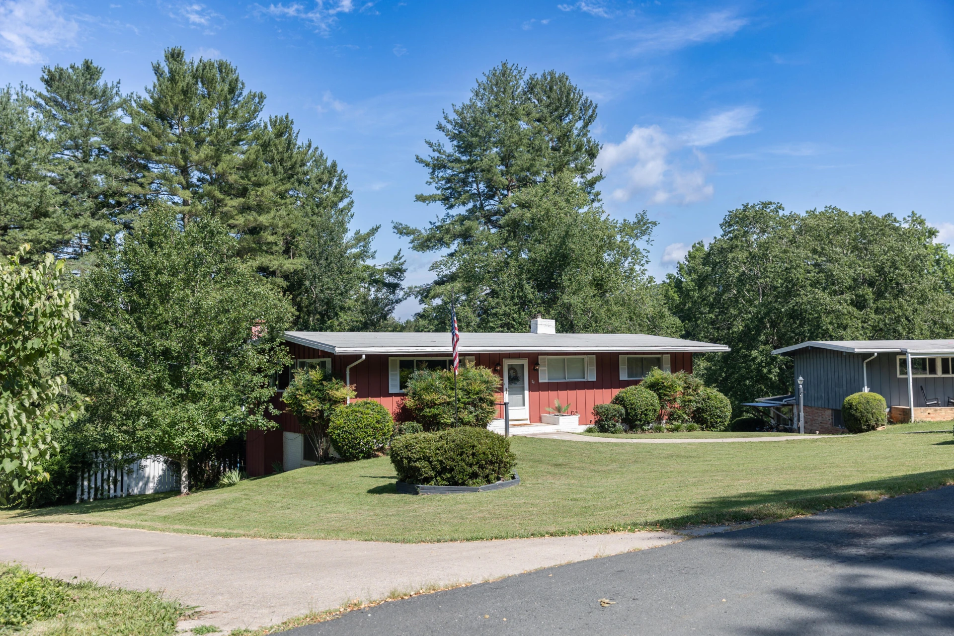 94 Meadowview Dr - Photo 6