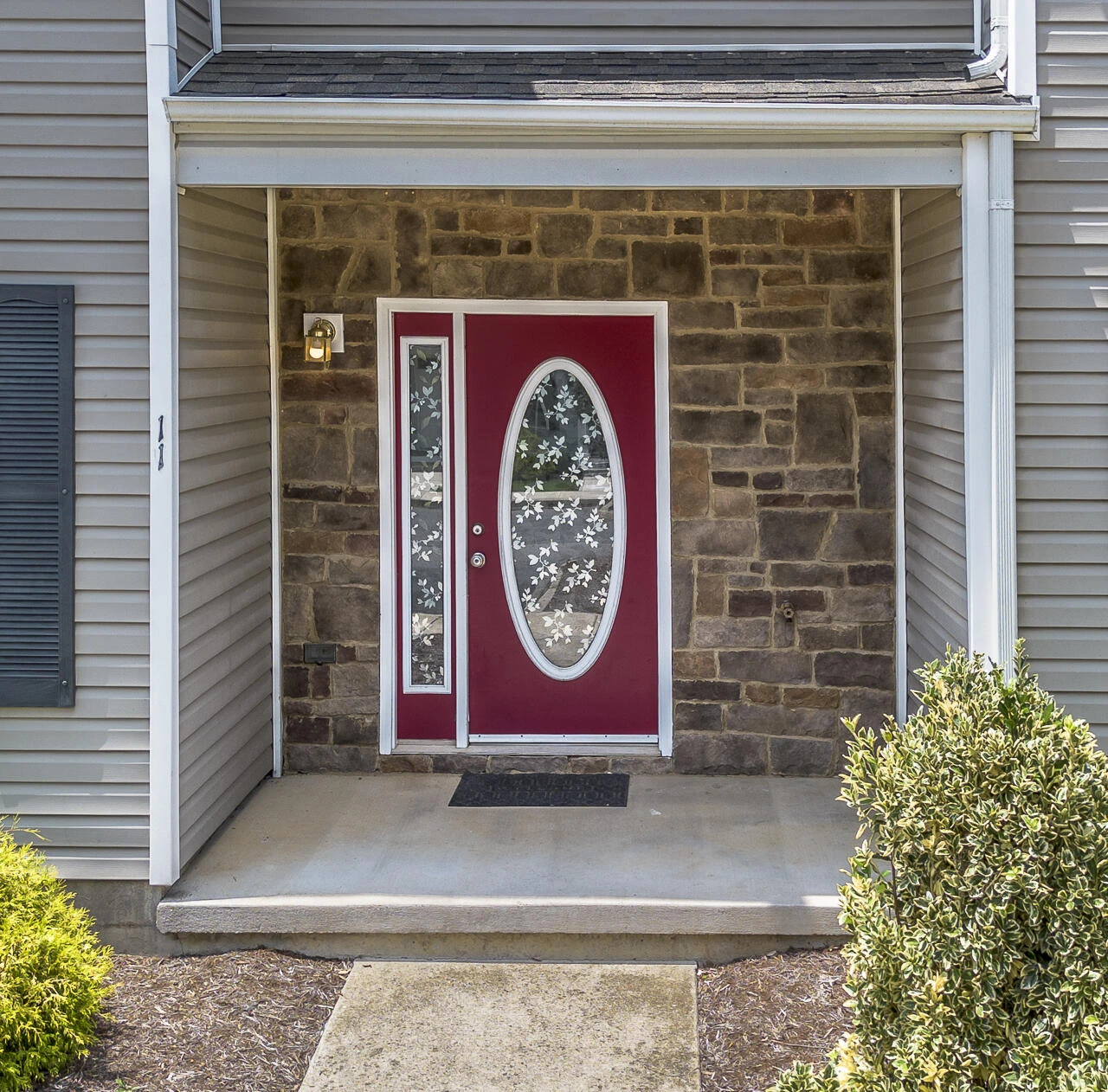 11 Bristol Ln - Photo 2