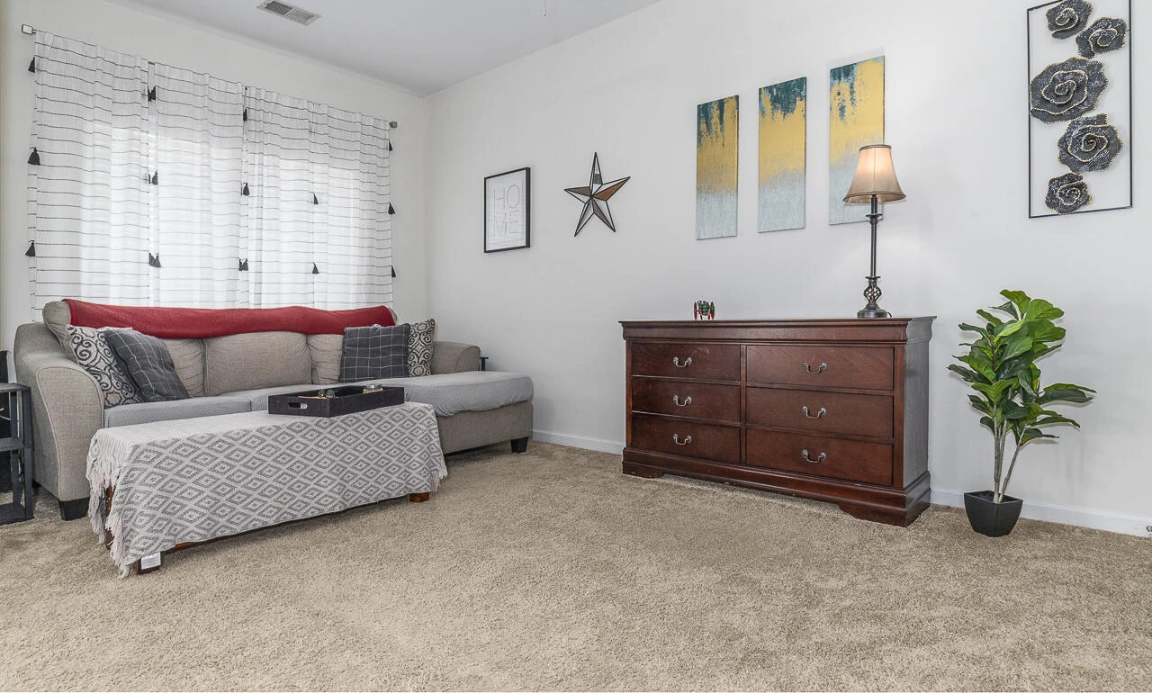11 Bristol Ln - Photo 4