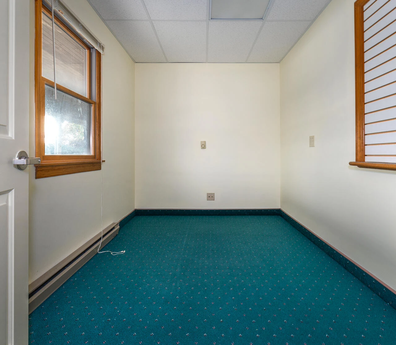 45 NE Castle Court - Photo 39