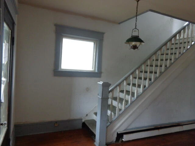 211 E Beech St - Photo 10