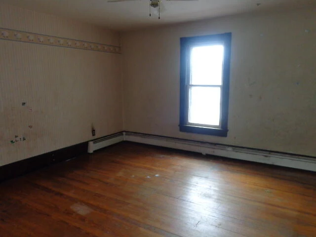211 E Beech St - Photo 13