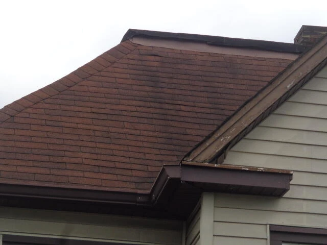 211 E Beech St - Photo 2