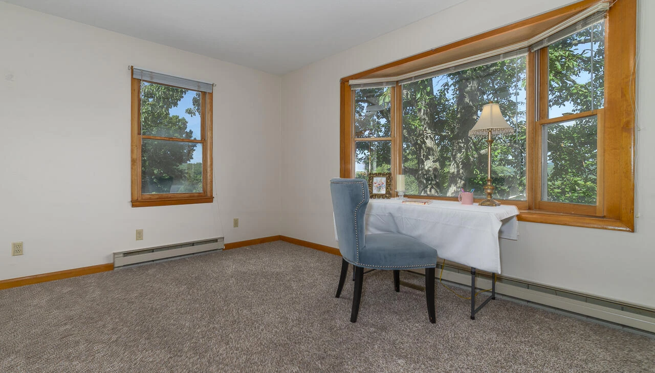 1754 Hawthorne Ave Ave - Photo 10