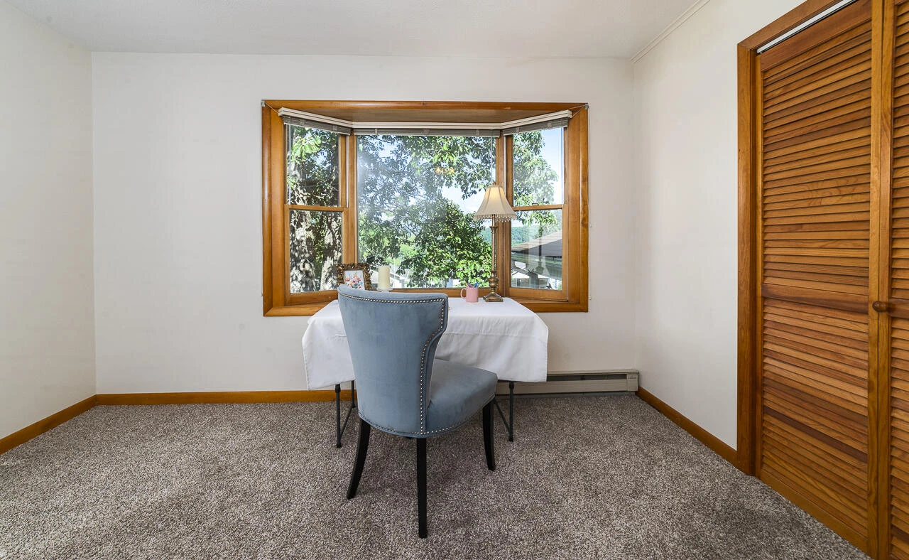 1754 Hawthorne Ave Ave - Photo 11