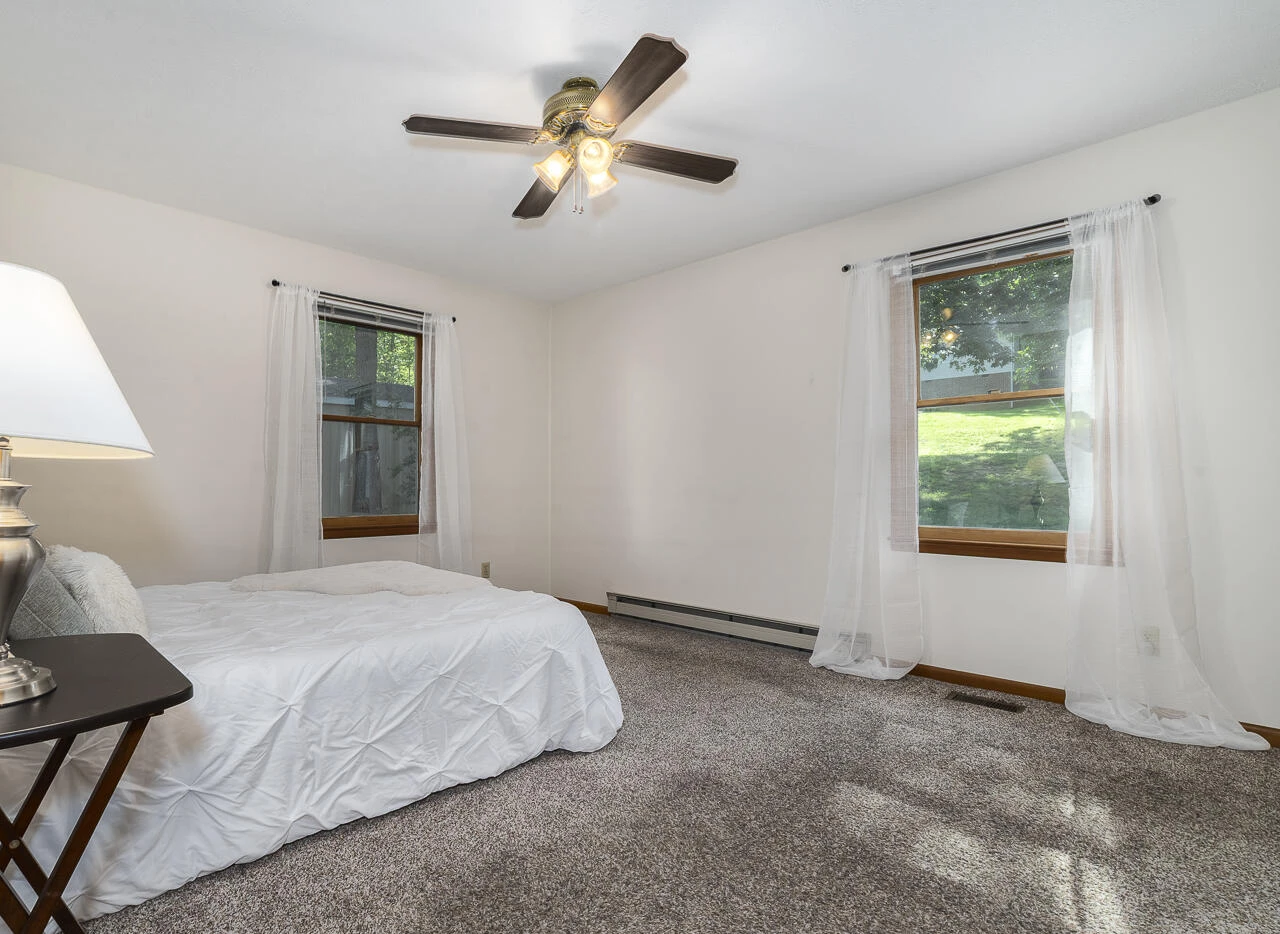 1754 Hawthorne Ave Ave - Photo 12