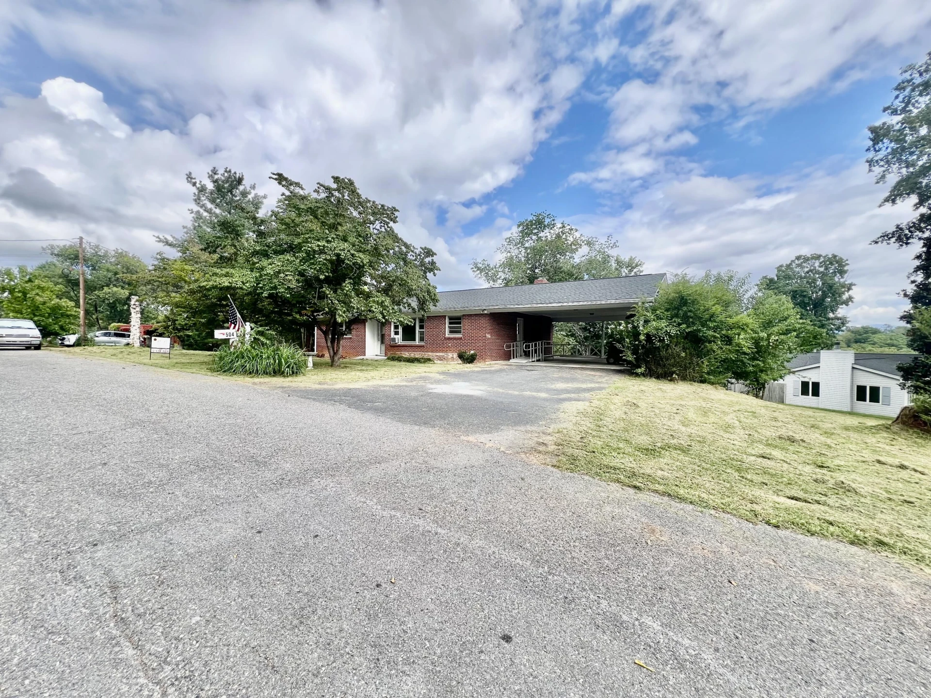 504 Cavalry Rd - Photo 3