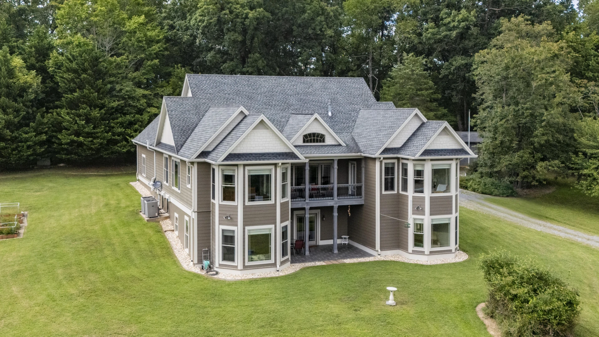251 Alpine Dr