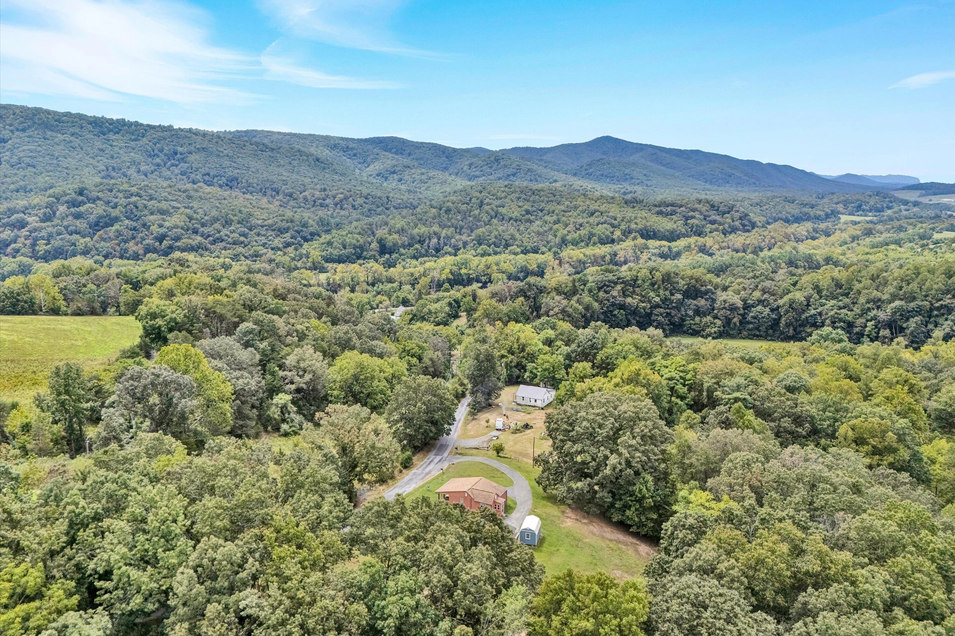 748 Shafer Ln - Photo 6