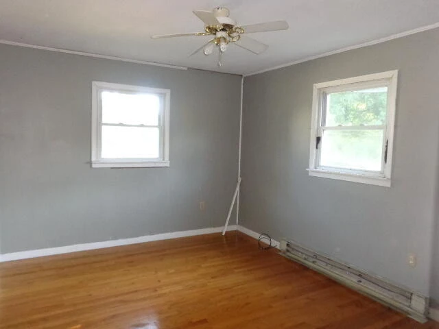 213 E 35th St - Photo 11