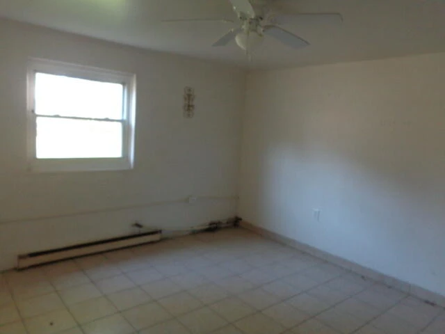 213 E 35th St - Photo 16