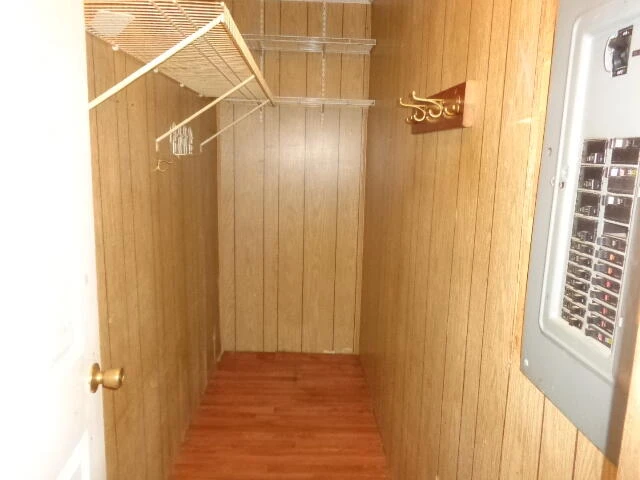 213 E 35th St - Photo 8
