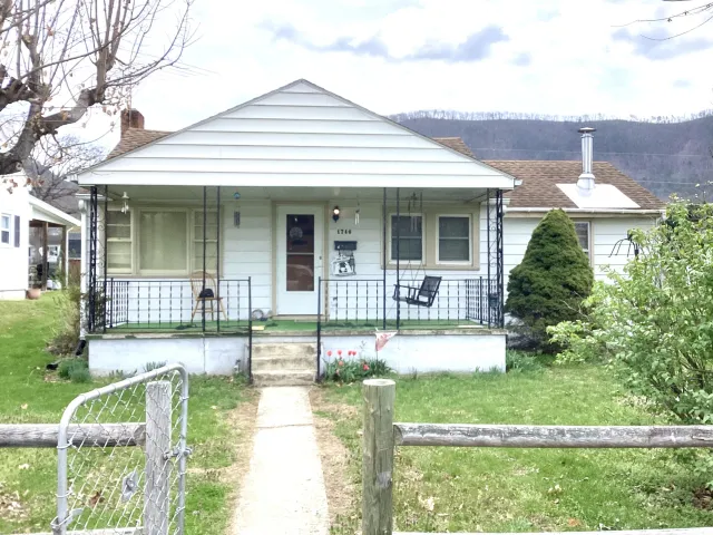 1746 Walnut Ave, Buena Vista, VA, 24416