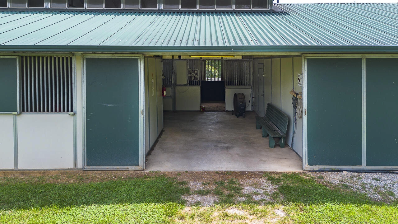 9195 Springwood Rd - Photo 33