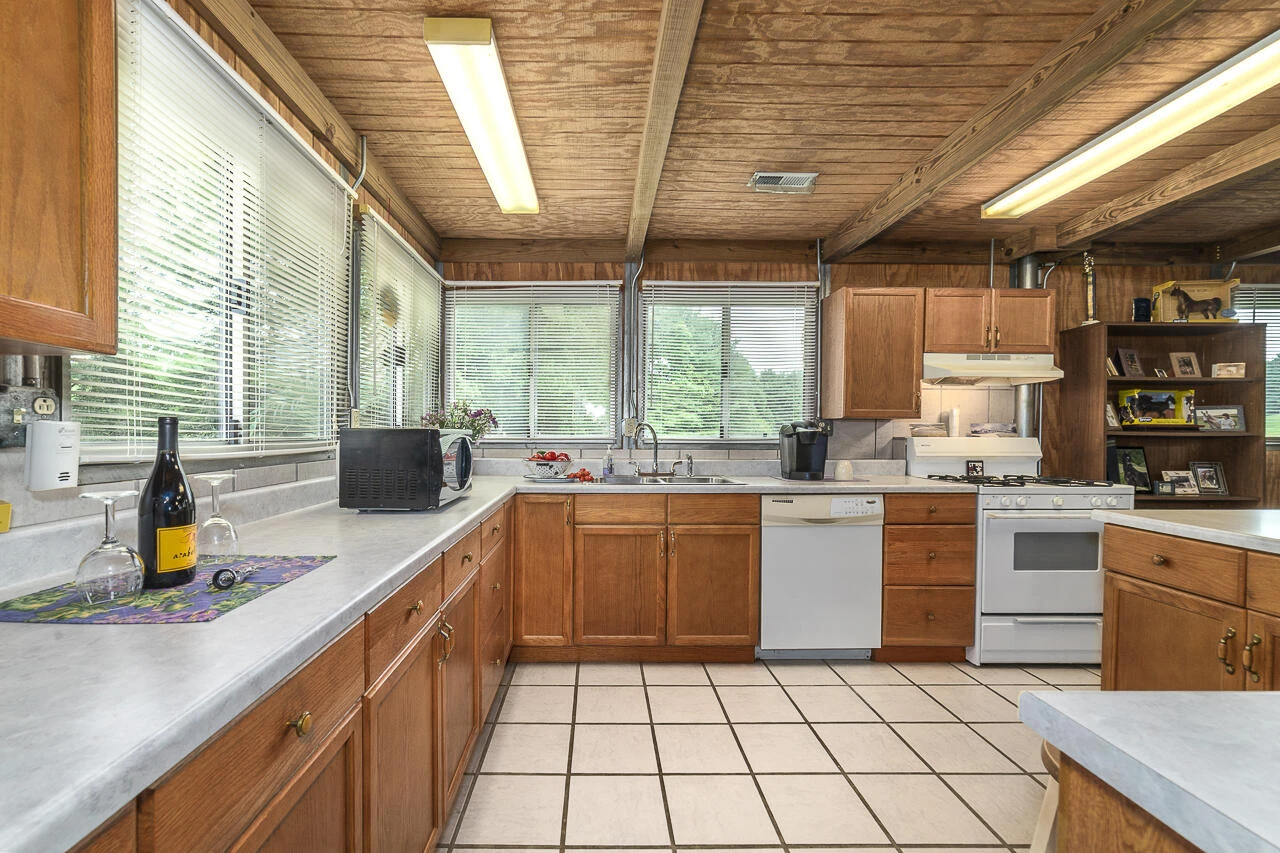 9195 Springwood Rd - Photo 58