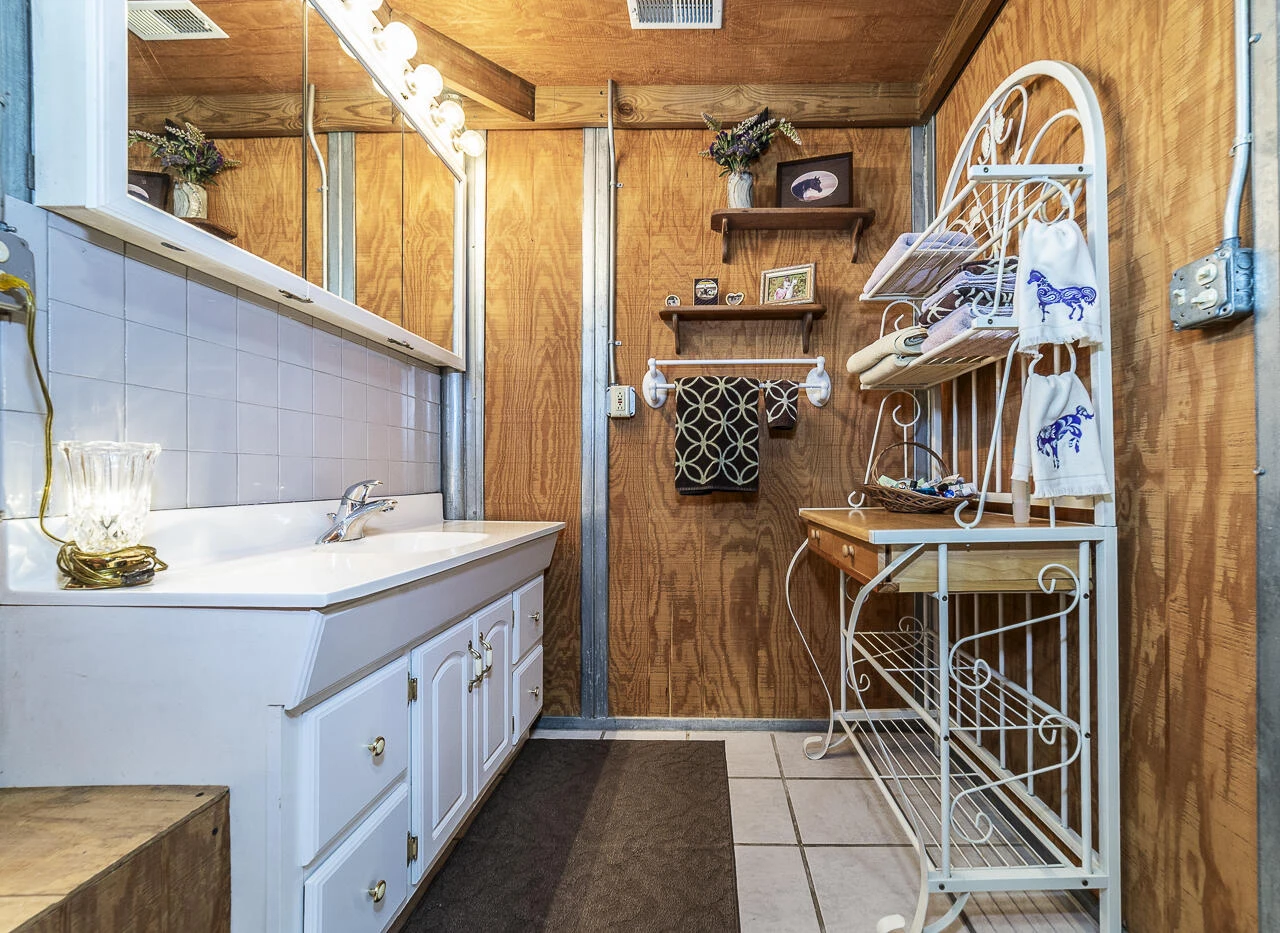 9195 Springwood Rd - Photo 63