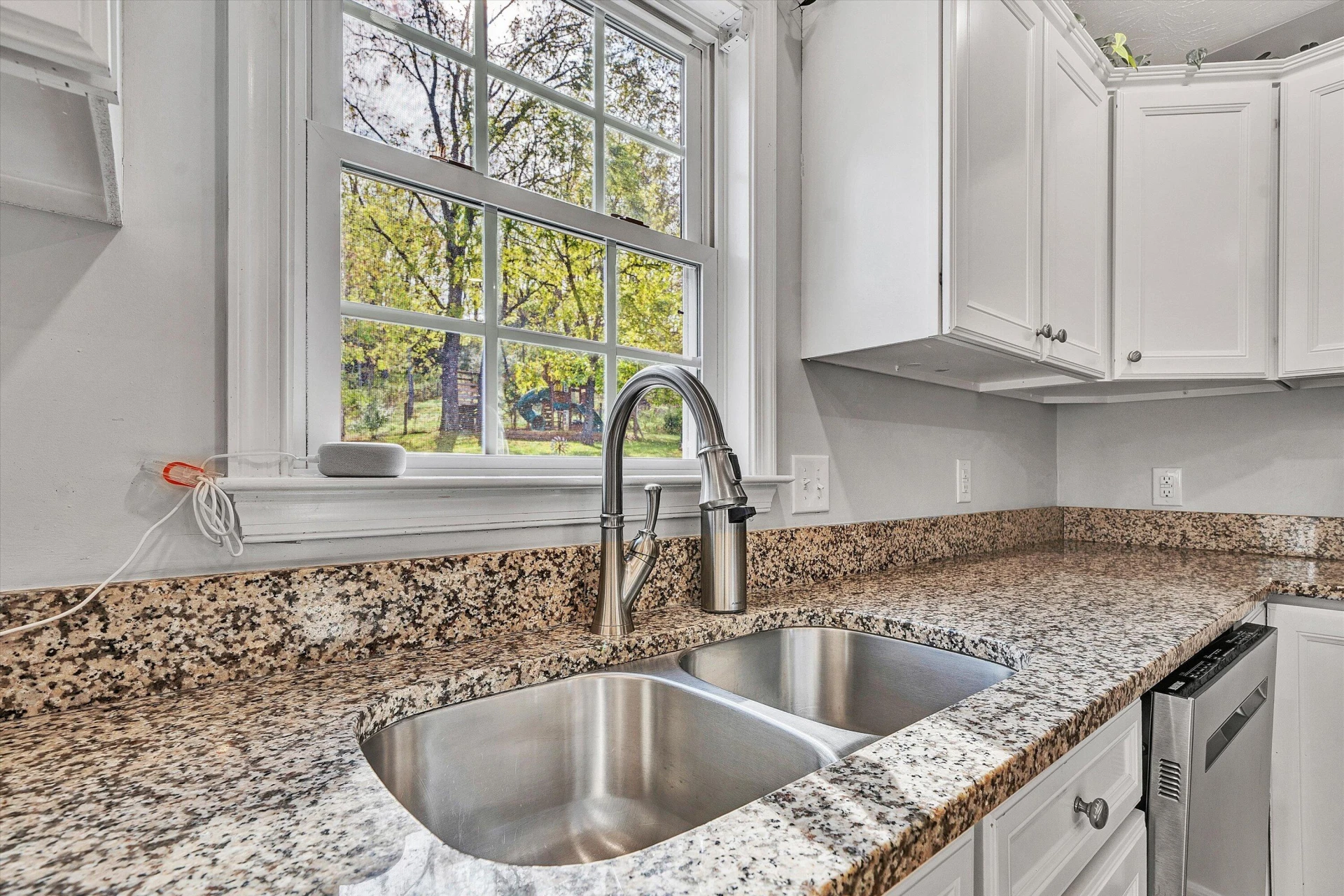 271 New Cameron Dr - Photo 16