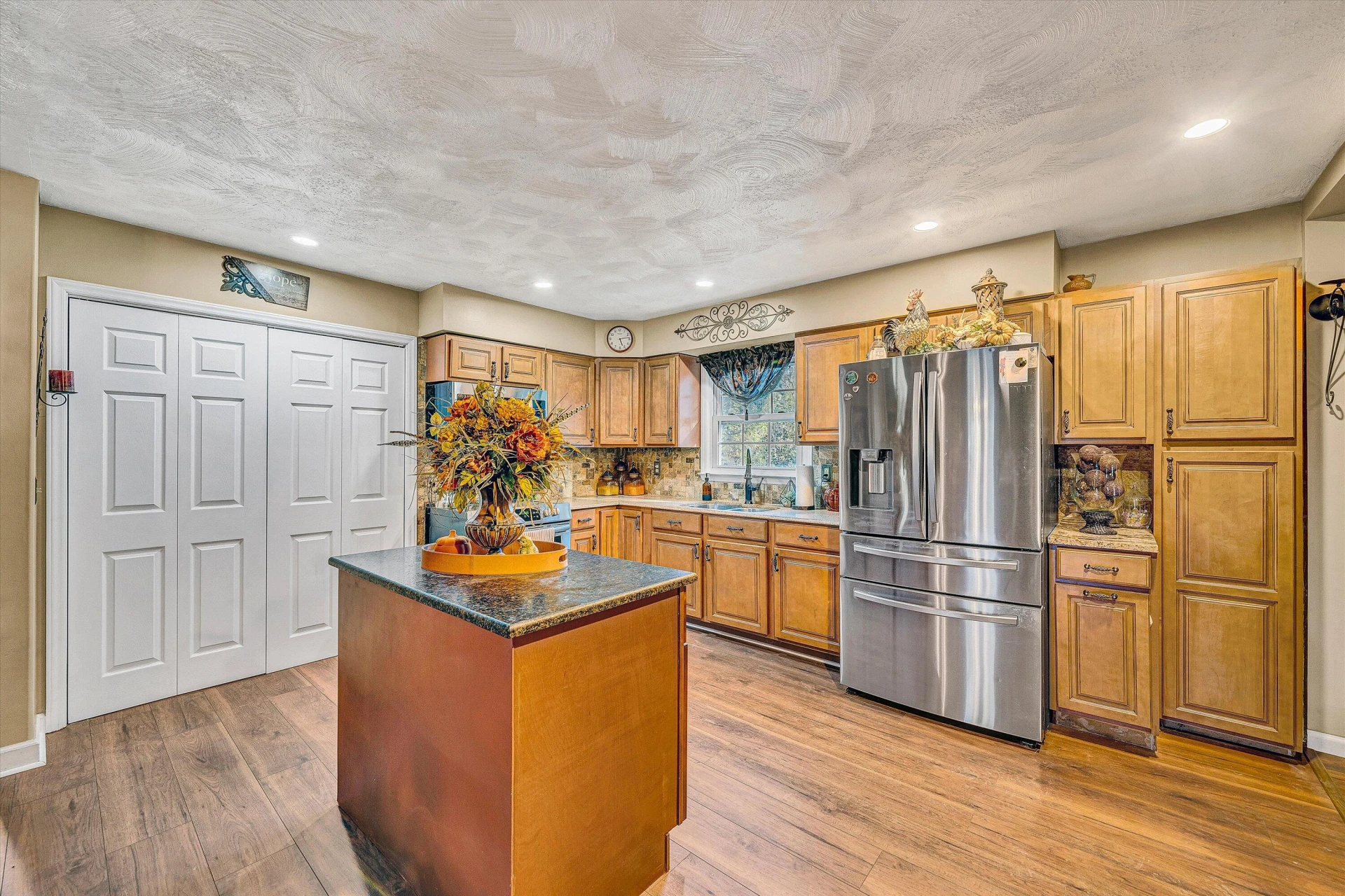 248 Ridgeway Cir - Photo 11