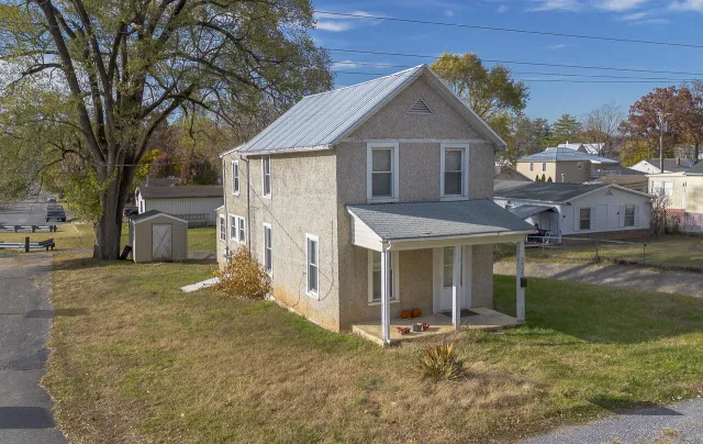 2005 Cedar Ave, Buena Vista, VA, 24416