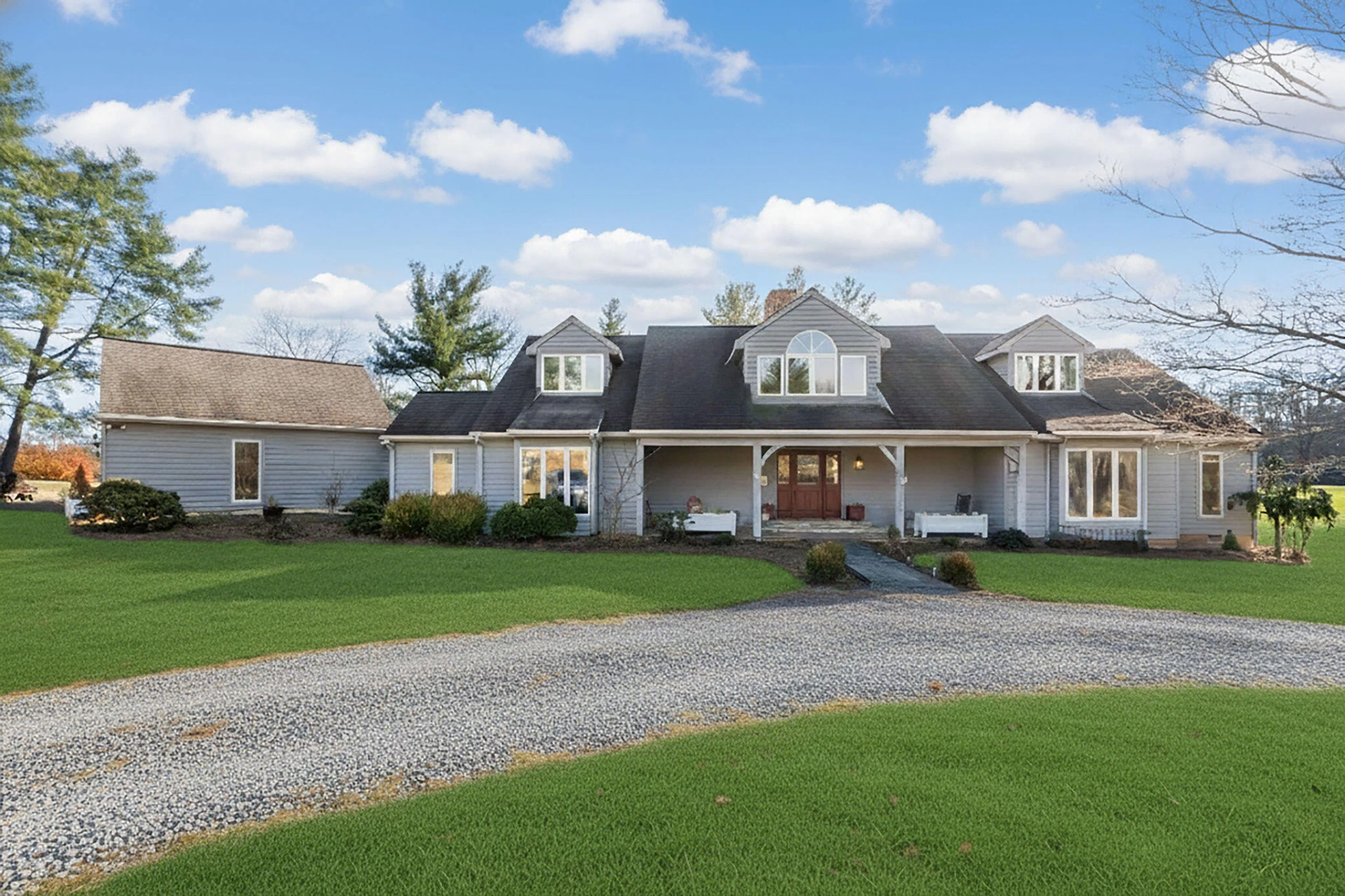 70 Donington Ln