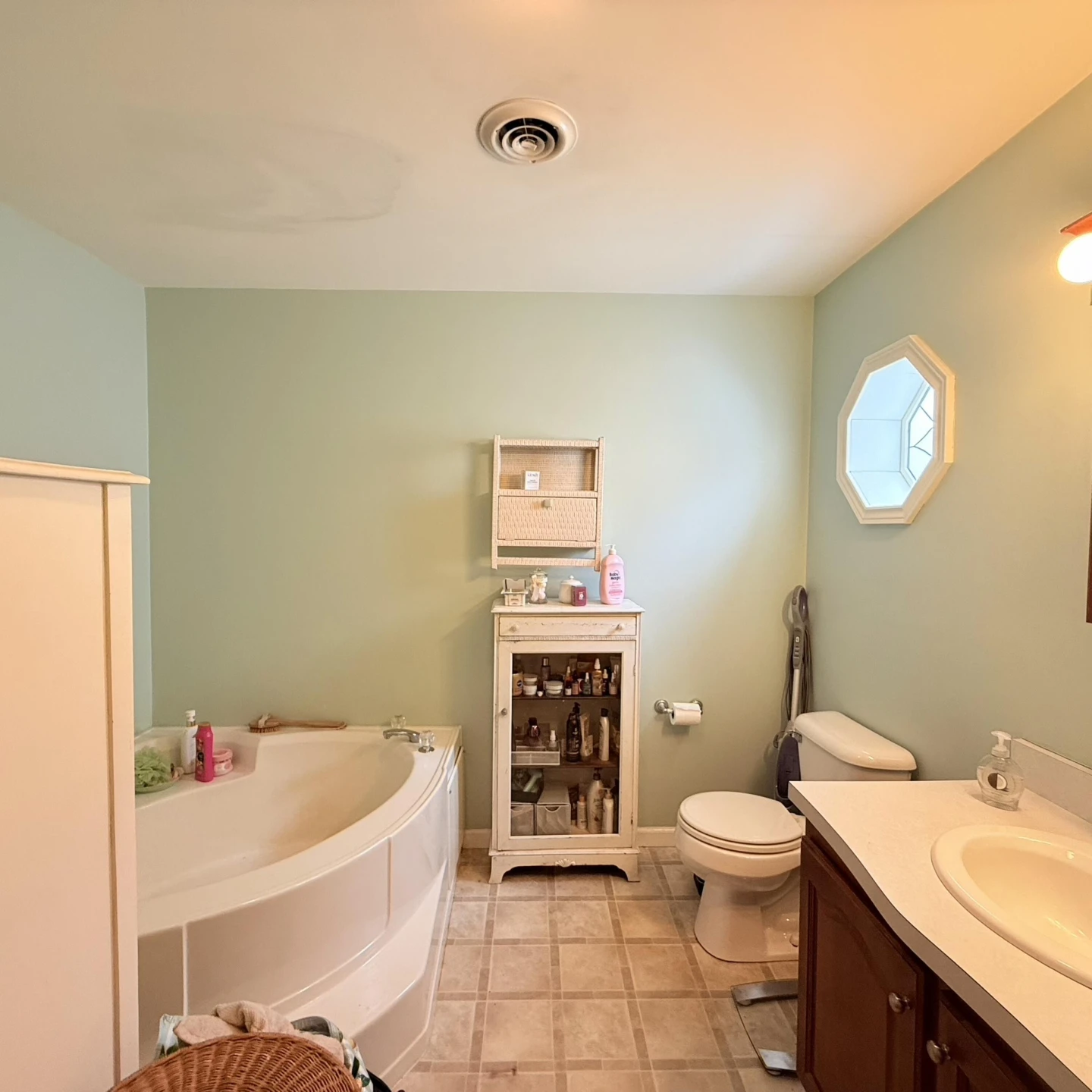 1796 Forest Ave - Photo 12