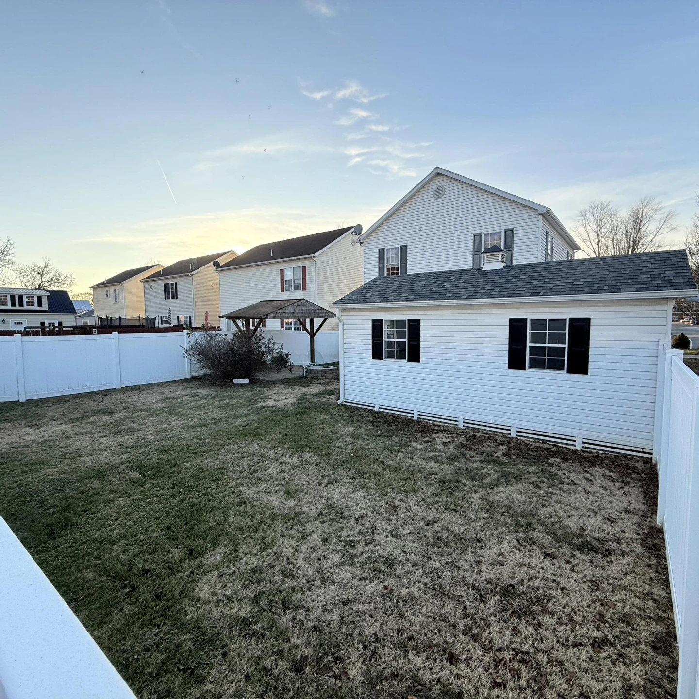 1796 Forest Ave - Photo 30