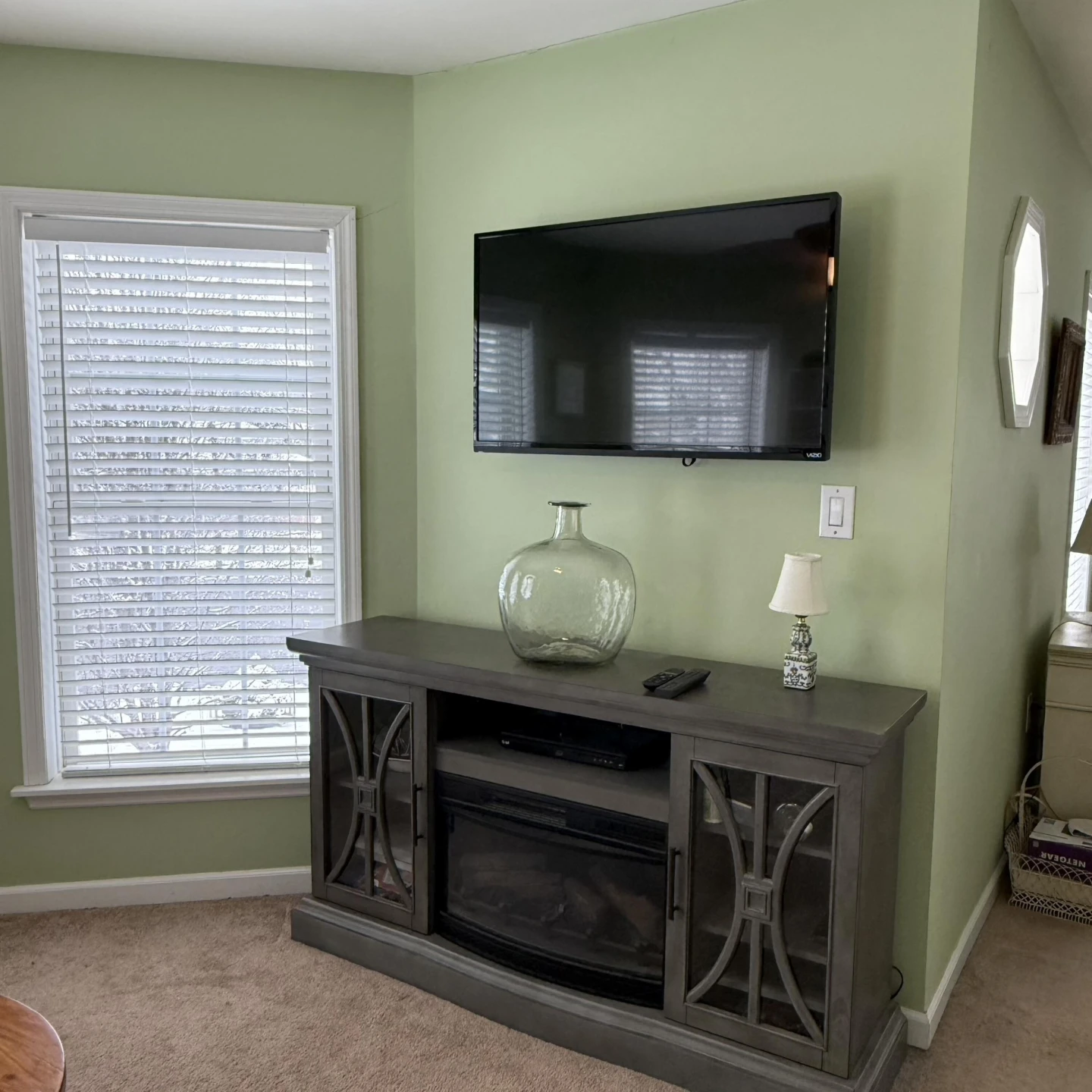 1796 Forest Ave - Photo 32