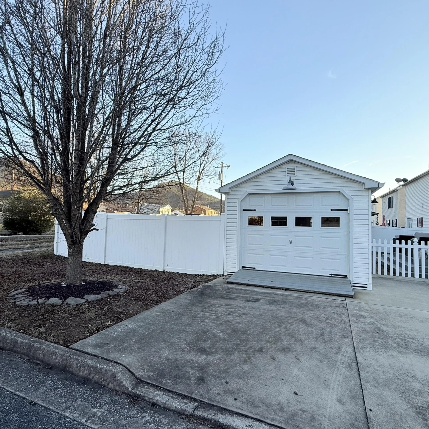 1796 Forest Ave - Photo 33