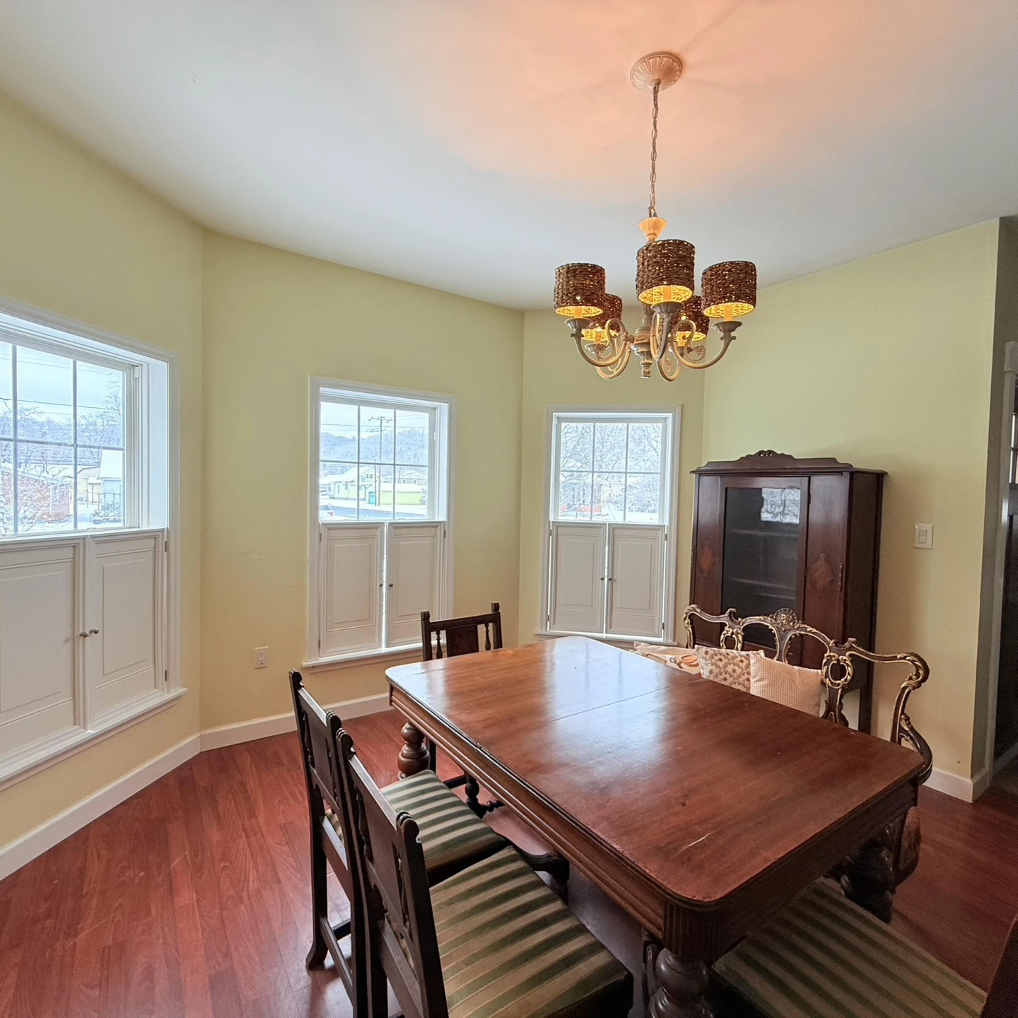 1796 Forest Ave - Photo 5