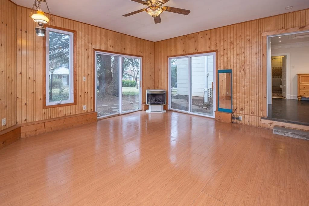 2354 Chestnut Ave - Photo 23