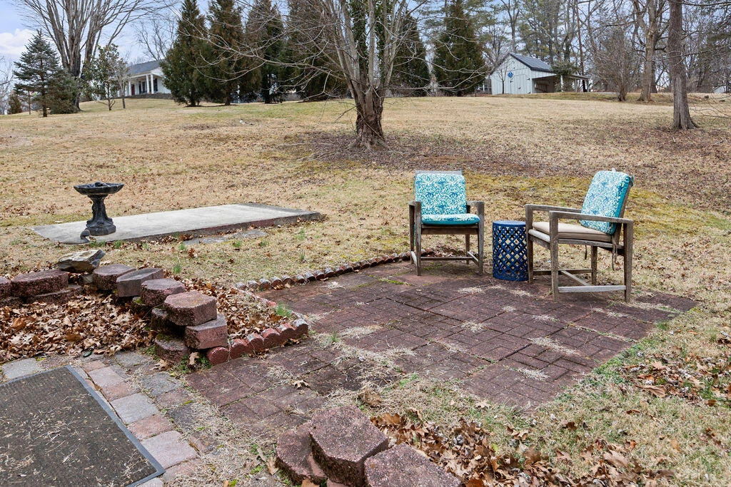 13 Country Club Rd - Photo 24