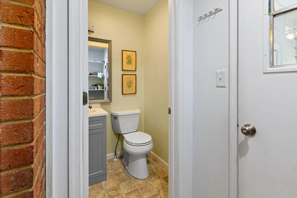 13 Country Club Rd - Photo 6
