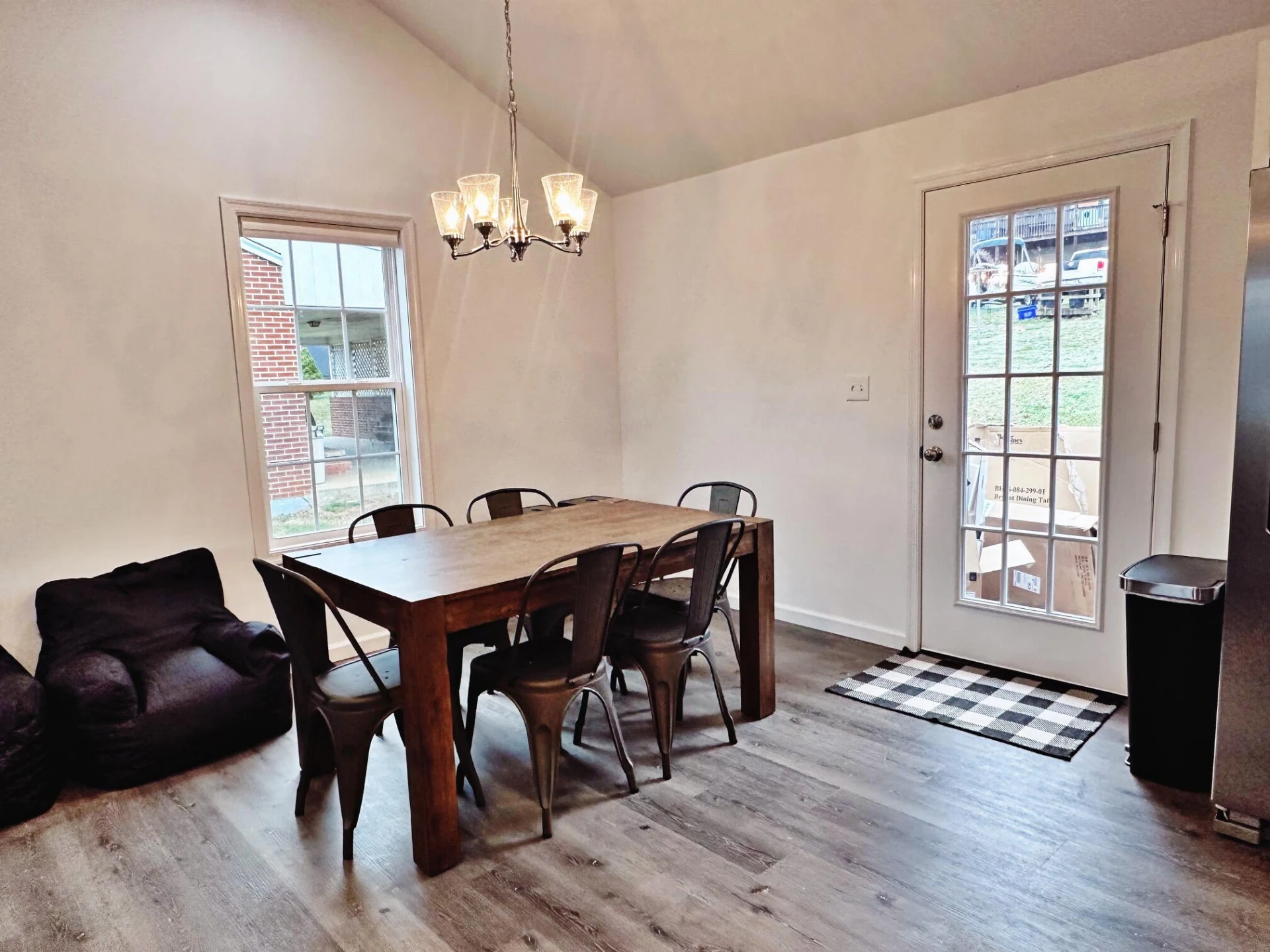 1744 Cedar Ave - Photo 10