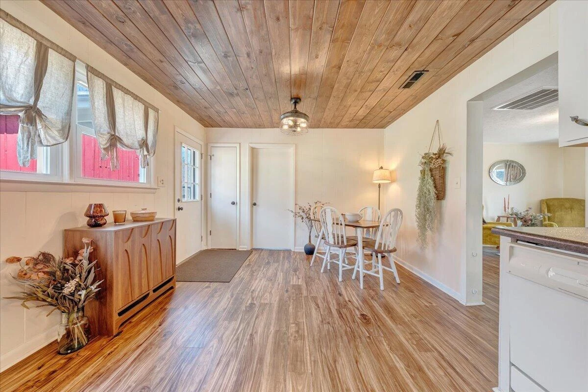 1006 Little Catawba Creek Rd - Photo 11