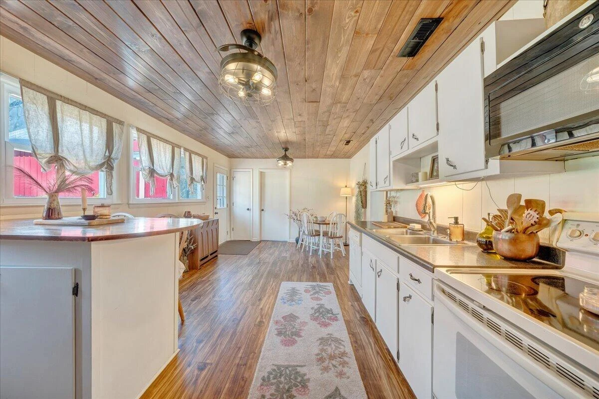 1006 Little Catawba Creek Rd - Photo 17