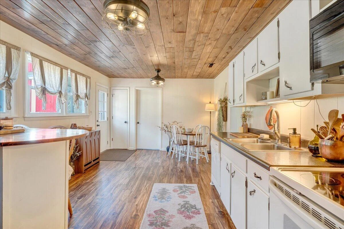 1006 Little Catawba Creek Rd - Photo 18