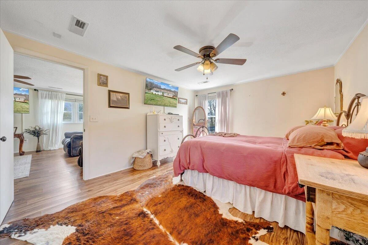1006 Little Catawba Creek Rd - Photo 24