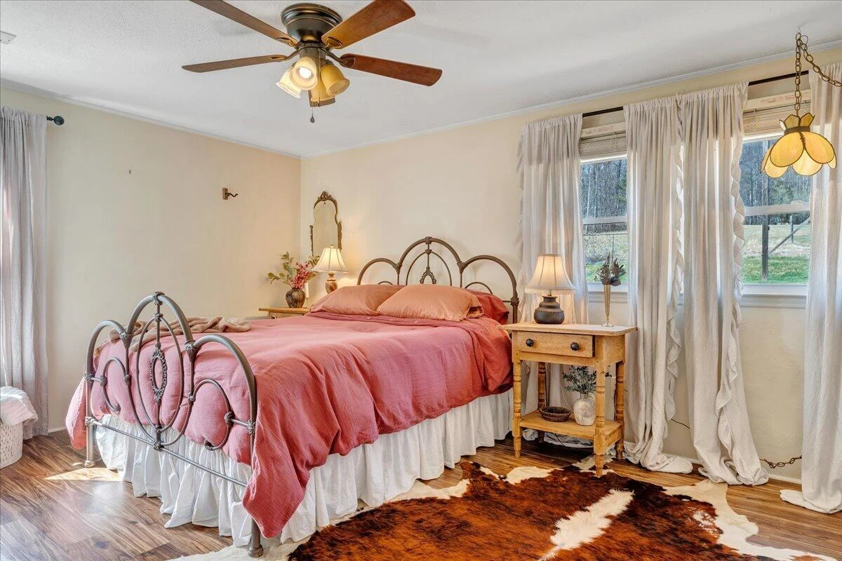 1006 Little Catawba Creek Rd - Photo 25