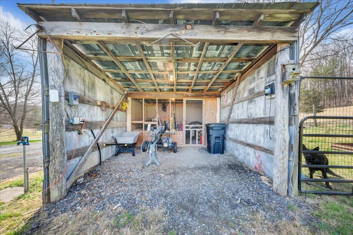 1006 Little Catawba Creek Rd - Photo 40