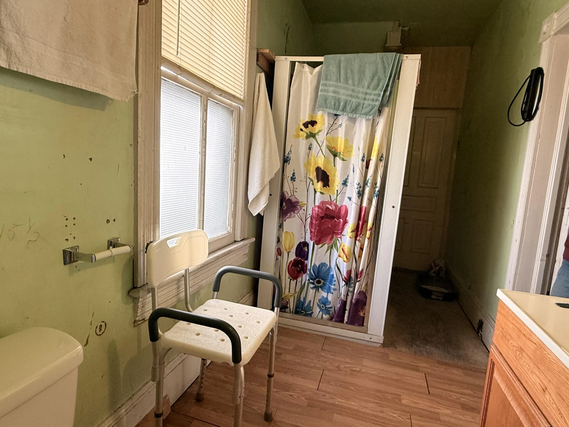 581 Roxbury St - Photo 7