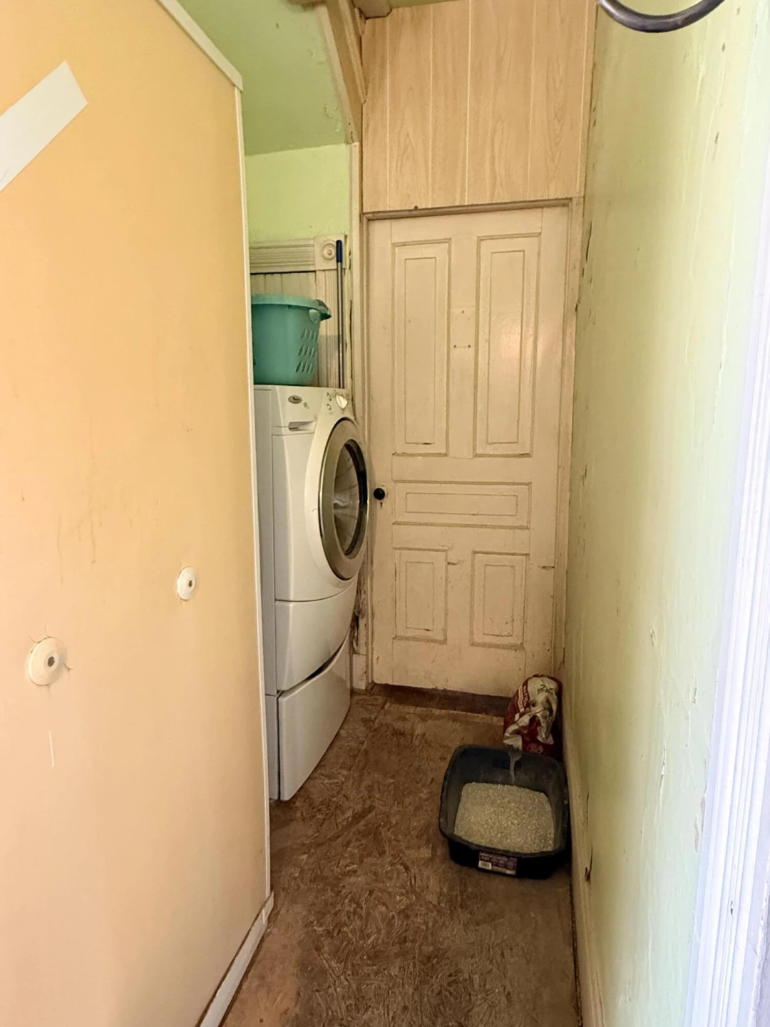 581 Roxbury St - Photo 9