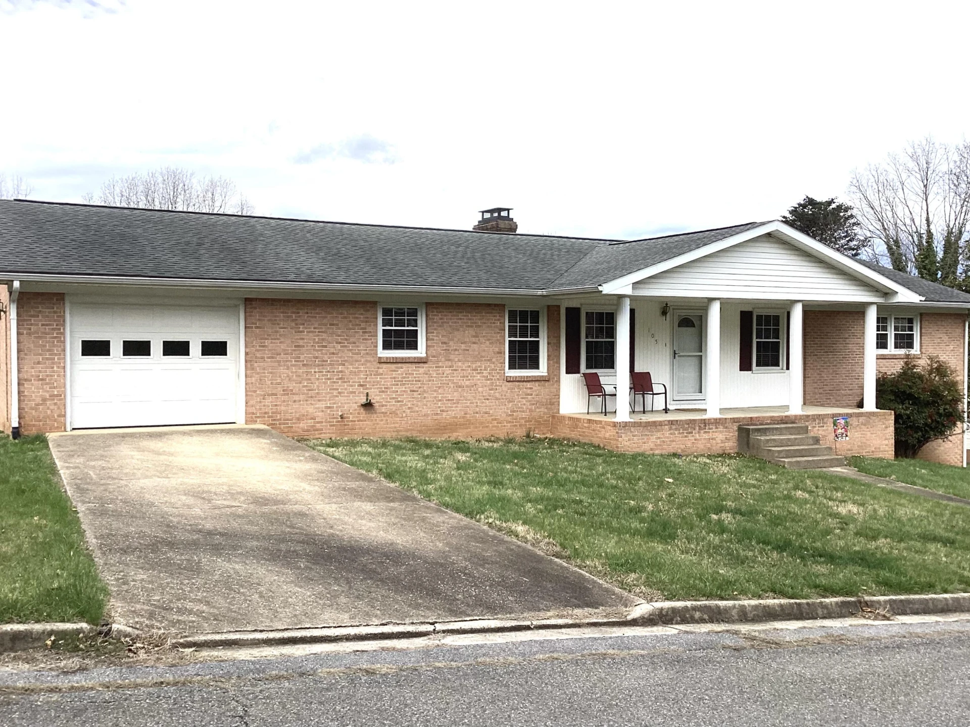 105 Poplar Ave
