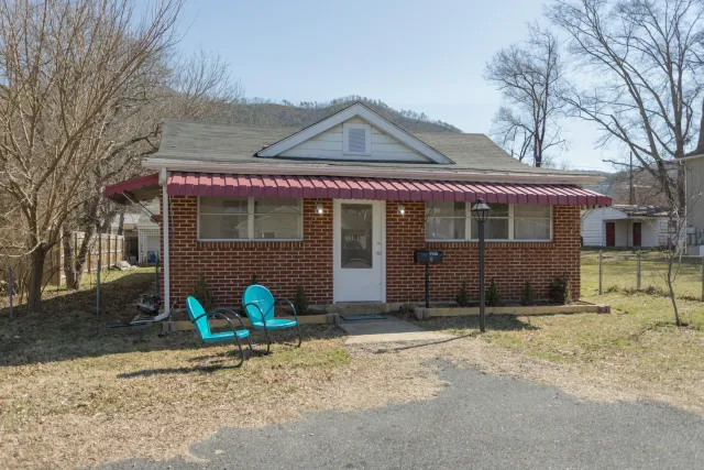 1436 Maple Ave, Buena Vista, VA, 24416