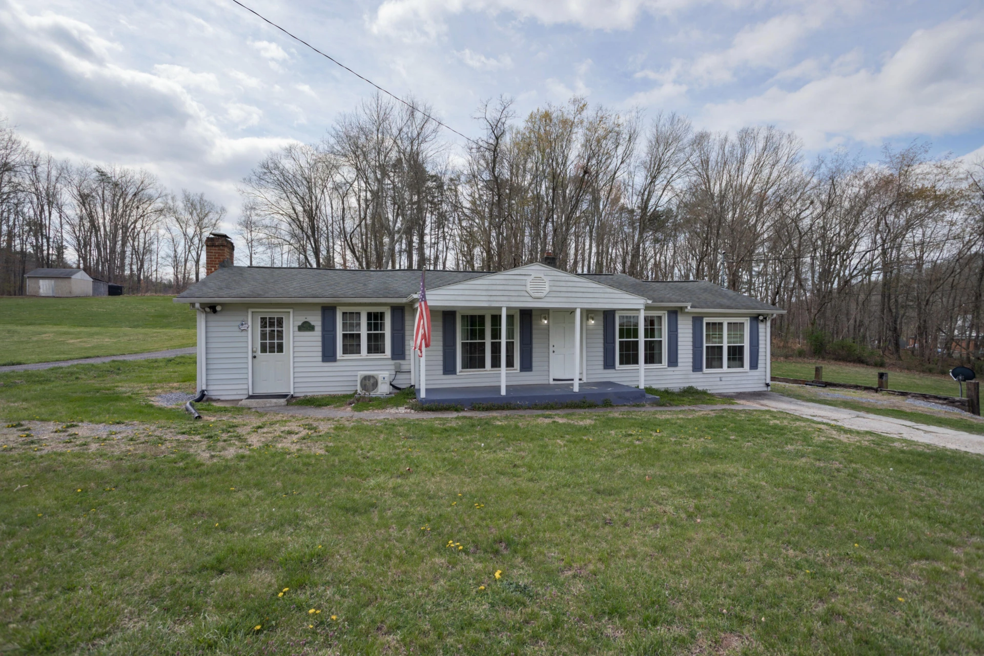 40 Jordan Rd