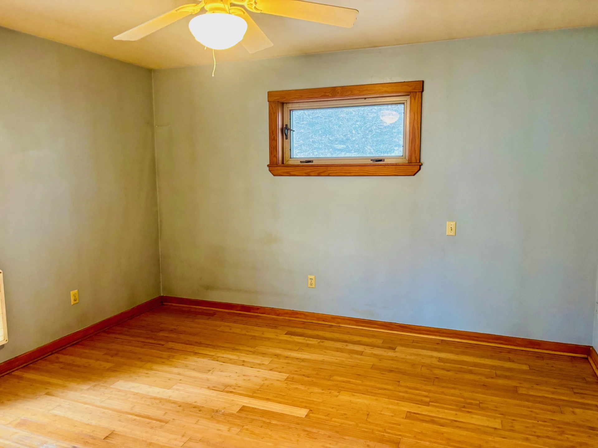 448 HOLLOW Ln - Photo 18