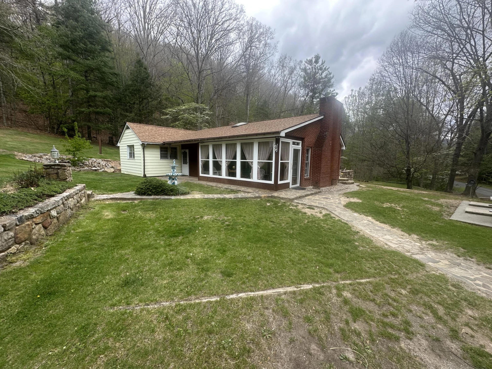 204 Boone Rd - Photo 3