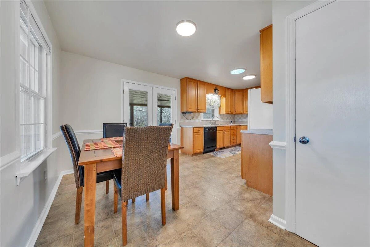 1846 Pineview Dr - Photo 13