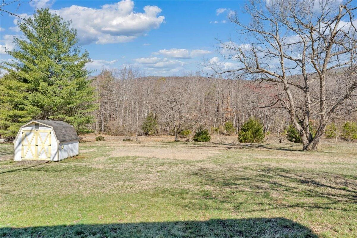 1846 Pineview Dr - Photo 32